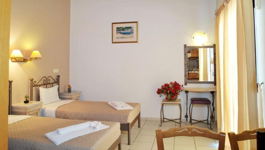Bella Elena by Checkin Aparthotel Malia Exteriör bild