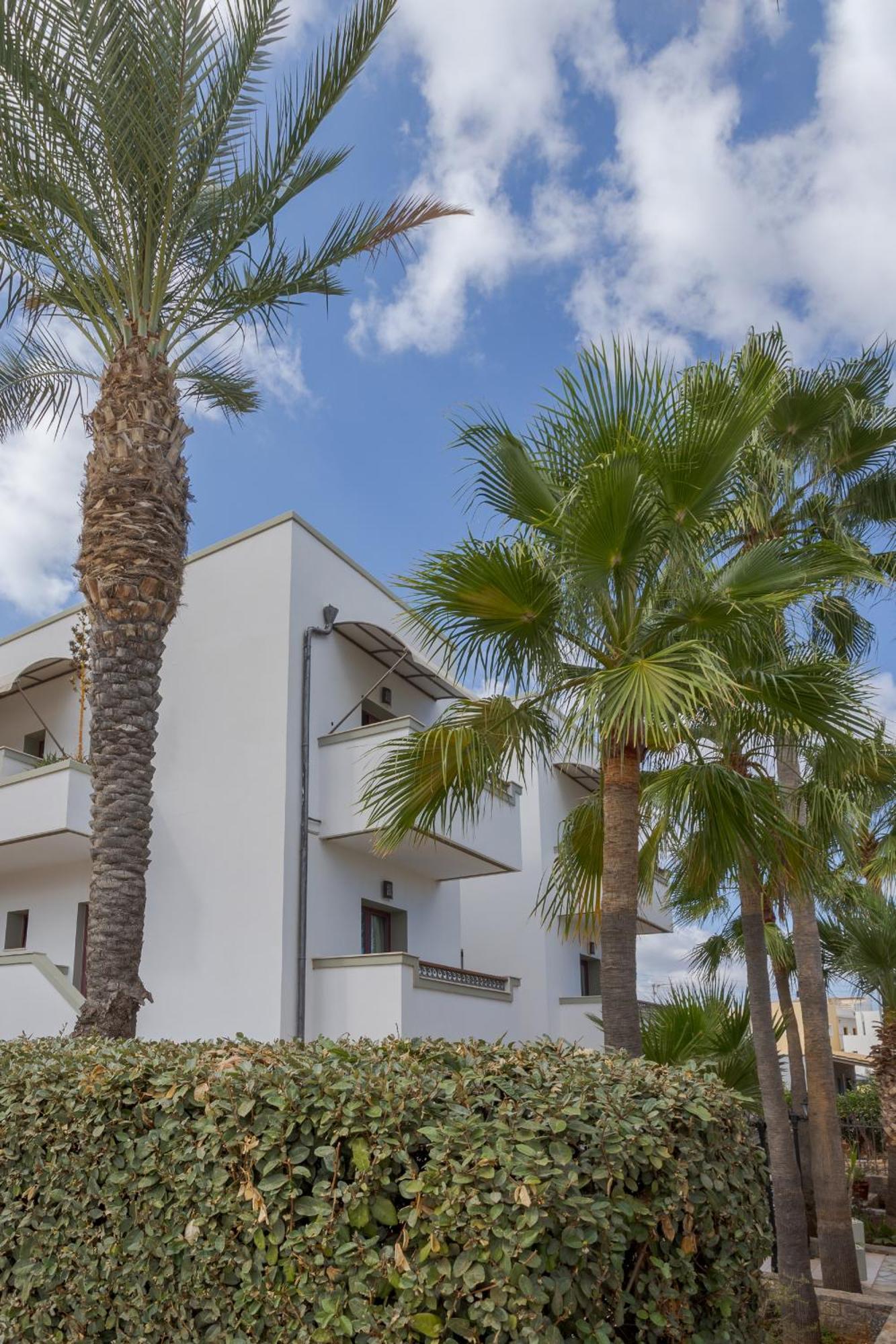 Bella Elena by Checkin Aparthotel Malia Exteriör bild