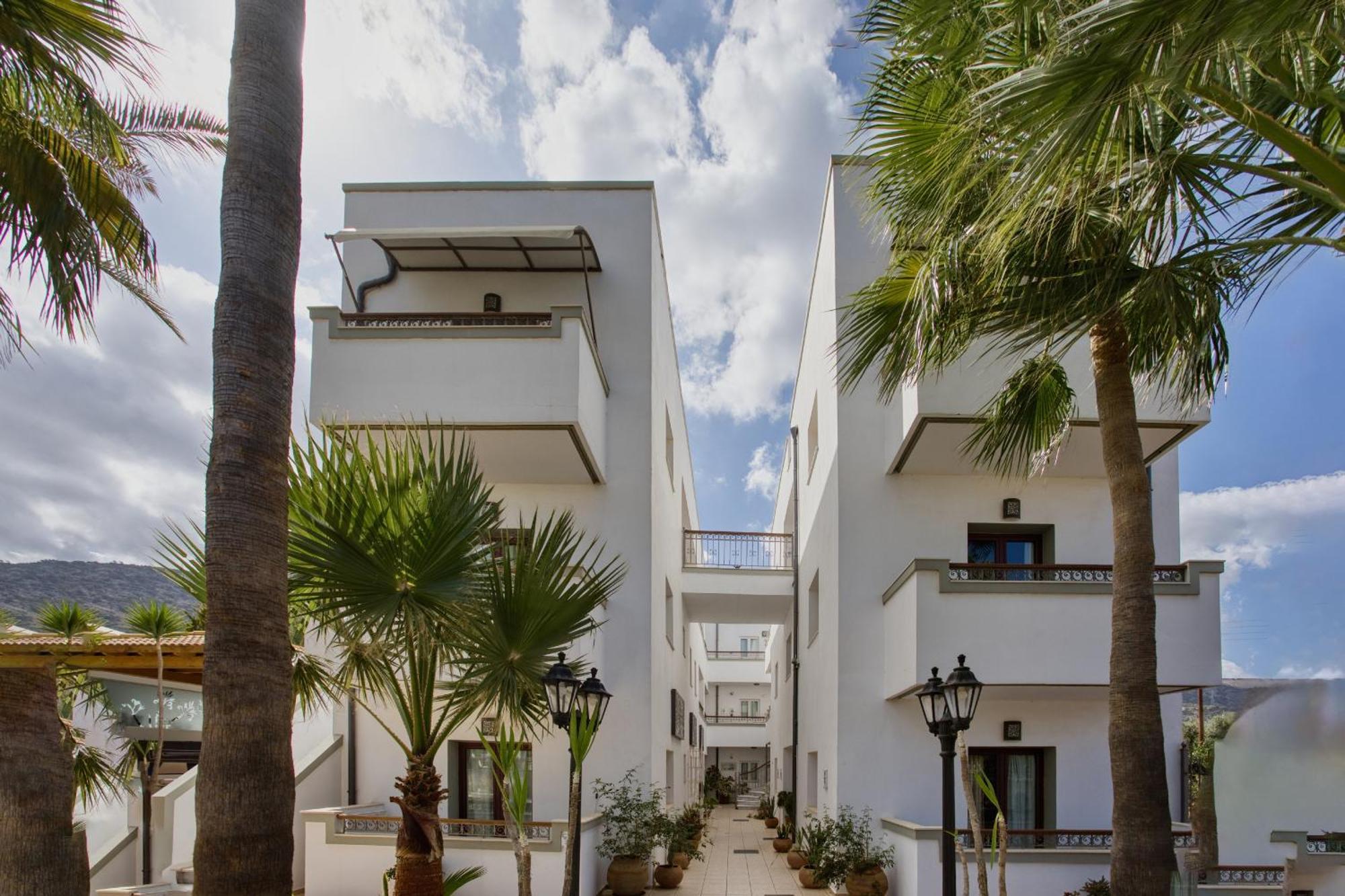 Bella Elena by Checkin Aparthotel Malia Exteriör bild