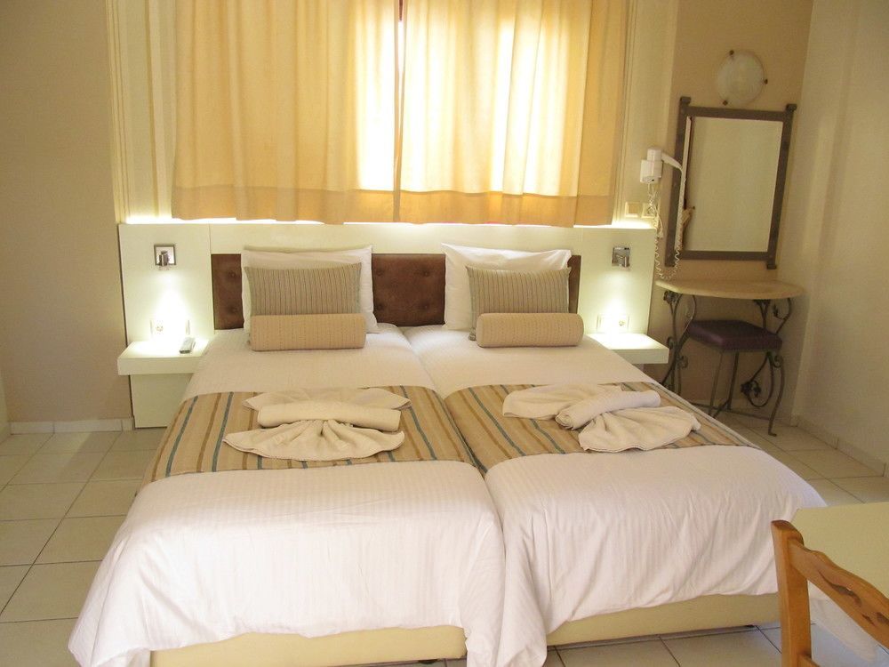 Bella Elena by Checkin Aparthotel Malia Exteriör bild