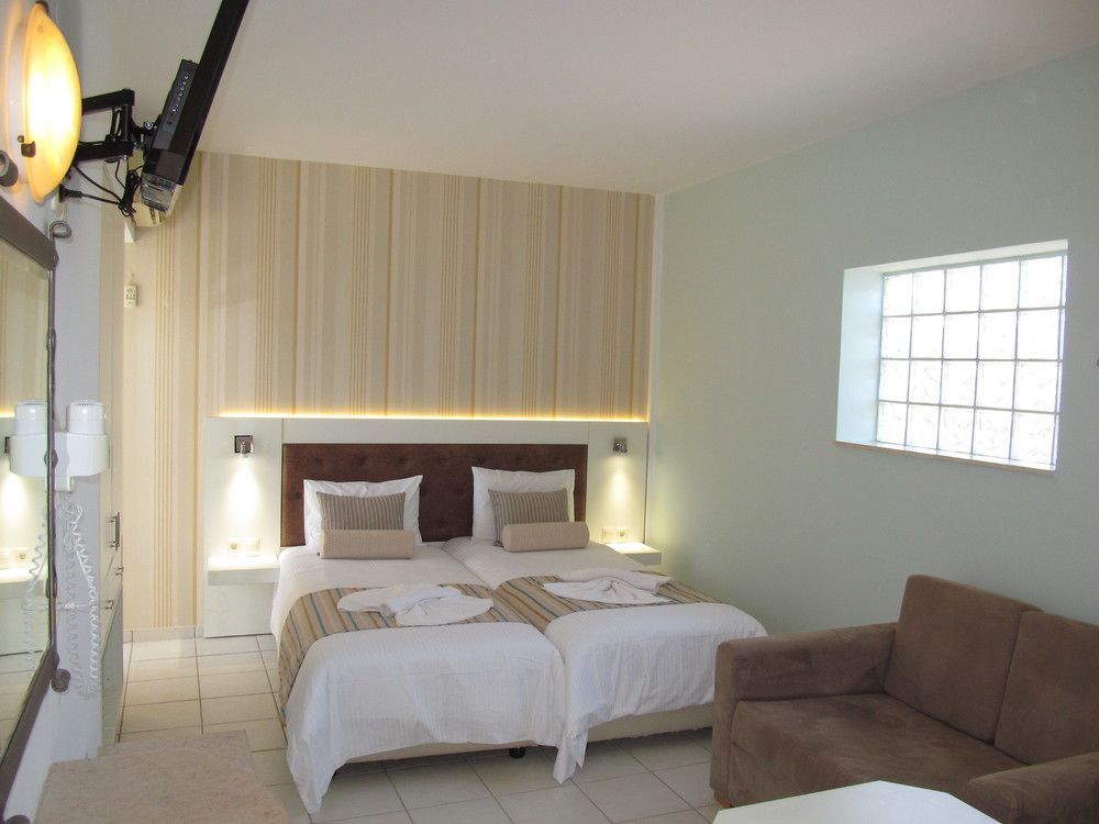 Bella Elena by Checkin Aparthotel Malia Exteriör bild
