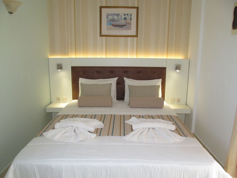 Bella Elena by Checkin Aparthotel Malia Exteriör bild